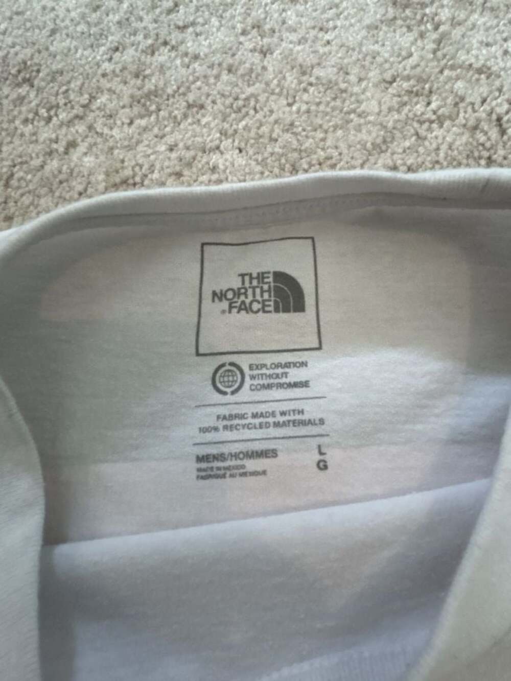 The North Face Men's Long Sleeve Graphic T-Shirt White Size L - Picture 7 of 10